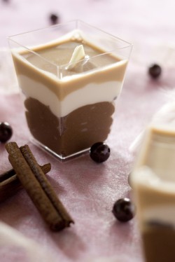 Crème caramel et mousse chocolat noir et blanc